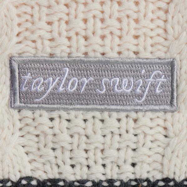 I was hoping to find someone that makes and sells patches! I knitted my own taylor  swift cardigan and would love the patches made to put on them! The silver  patches are